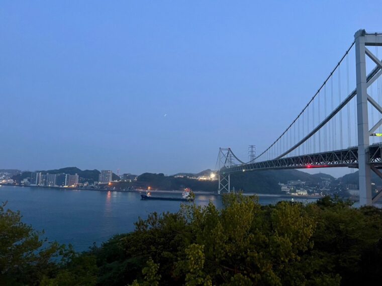関門橋の夕景